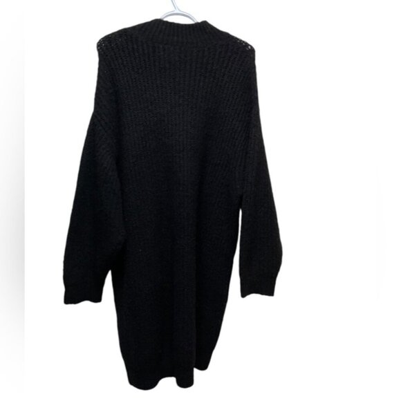 Oak + Fort sweater - Picture 2 of 4